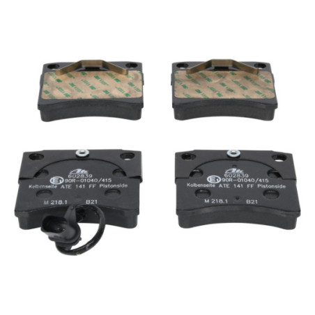 Jeu de quatre plaquettes de frein à disque ATE