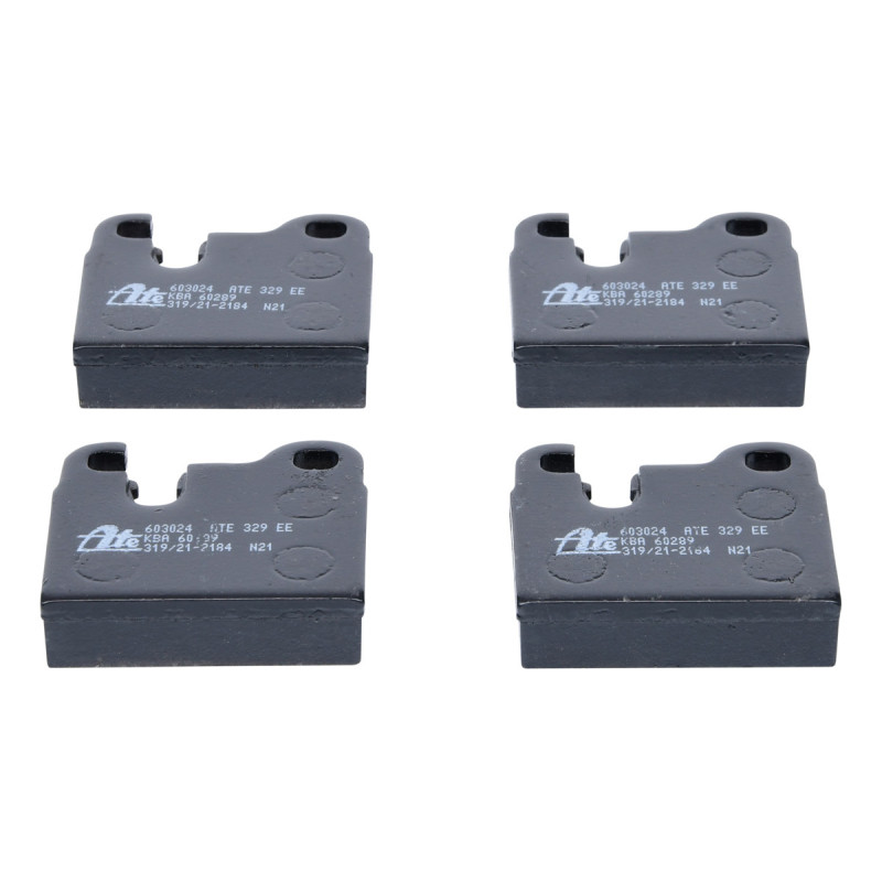 Jeu de quatre plaquettes de frein à disque ATE