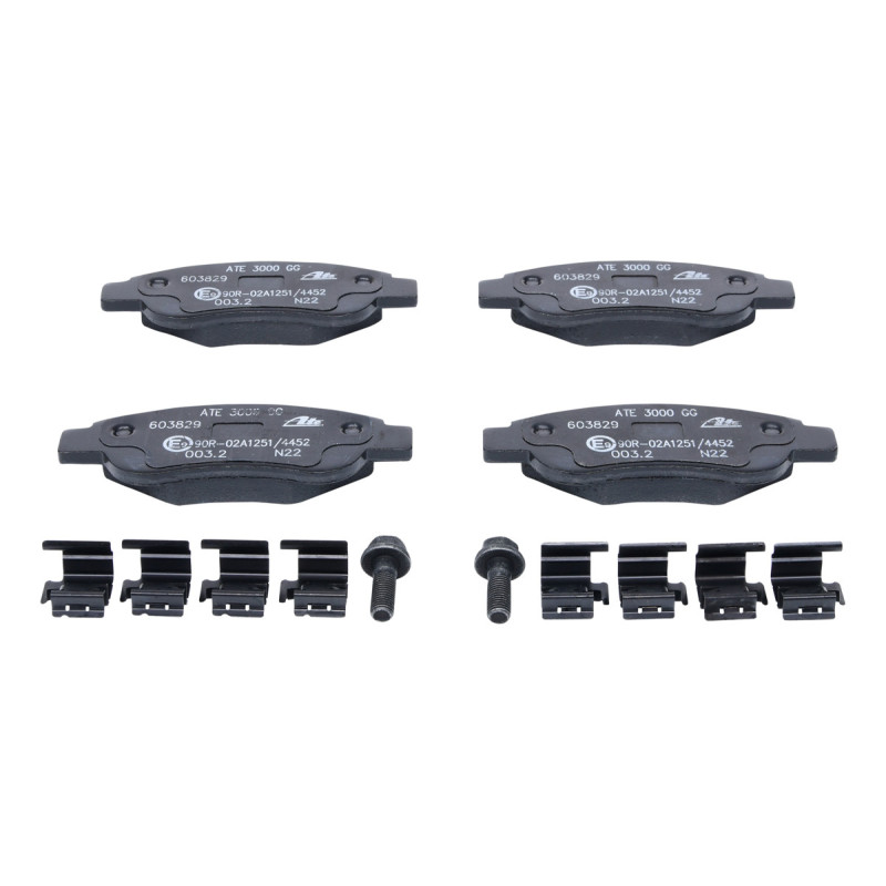 Jeu de quatre plaquettes de frein à disque ATE
