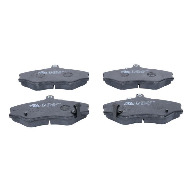 Jeu de quatre plaquettes de frein à disque ATE