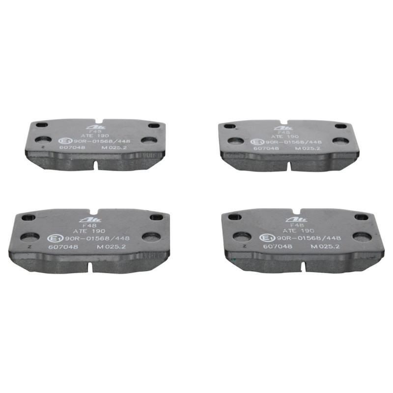 Jeu de quatre plaquettes de frein à disque ATE