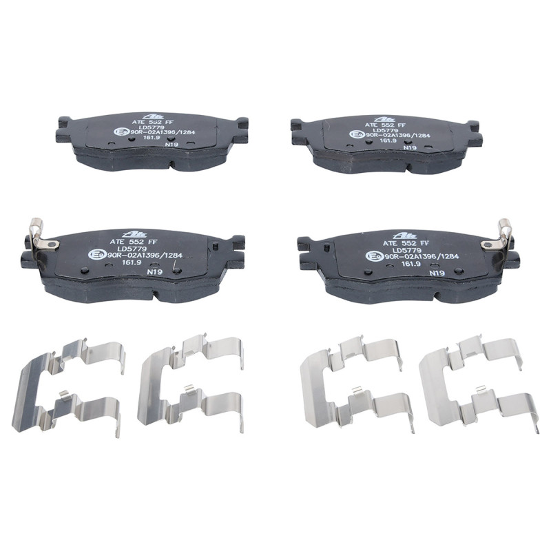 Jeu de quatre plaquettes de frein à disque ATE