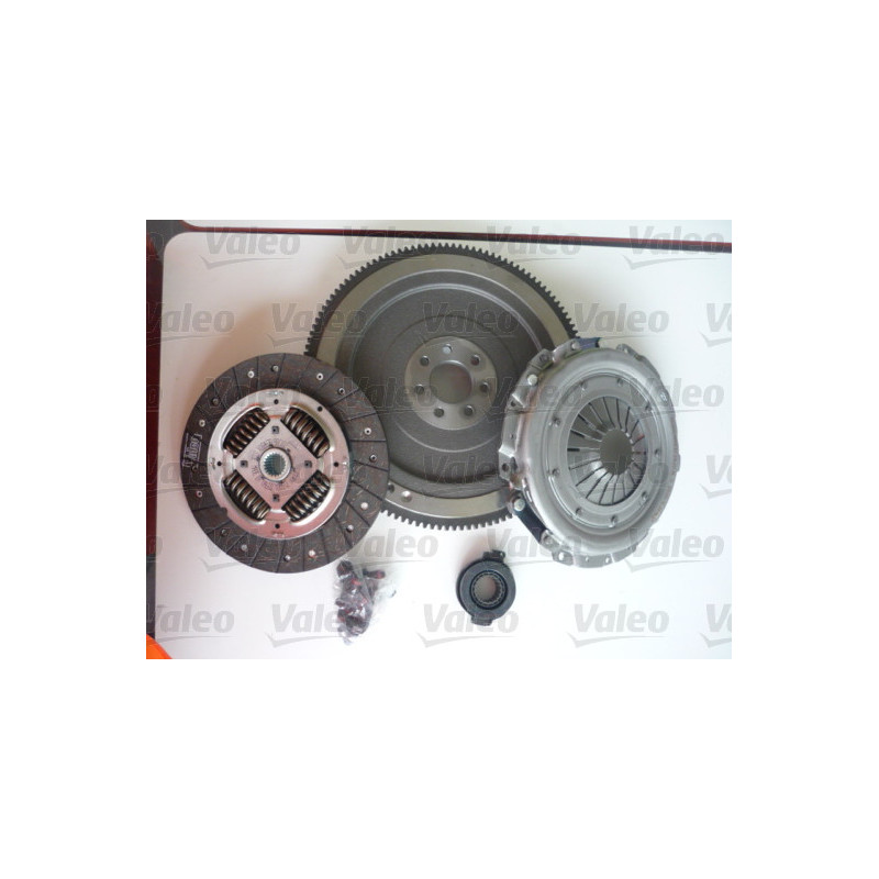 Kit d'embrayage VALEO