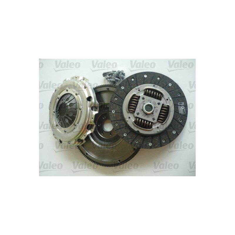 Kit d'embrayage VALEO