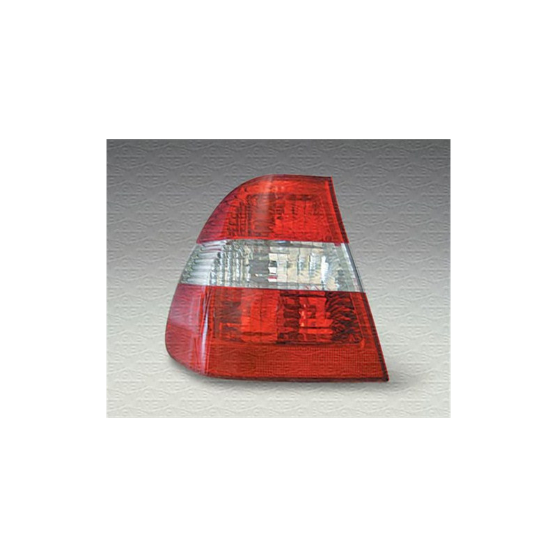 Feu arrière MAGNETI MARELLI