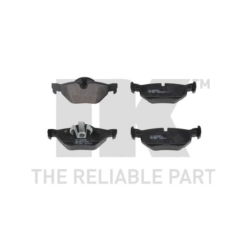 Jeu de quatre plaquettes de frein à disque NK