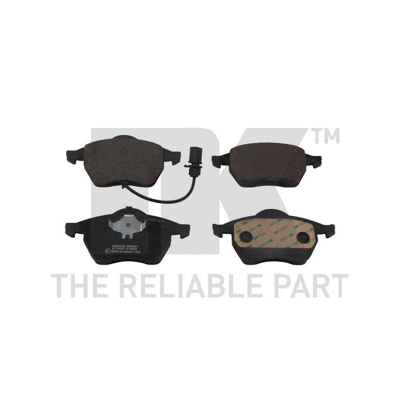 Jeu de quatre plaquettes de frein à disque NK