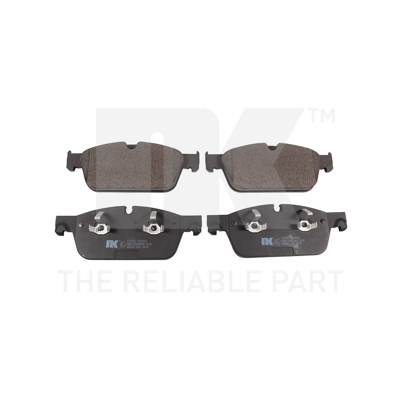 Jeu de quatre plaquettes de frein à disque NK