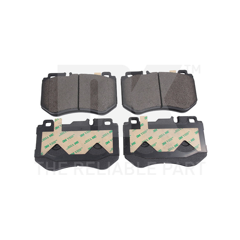 Jeu de quatre plaquettes de frein à disque NK