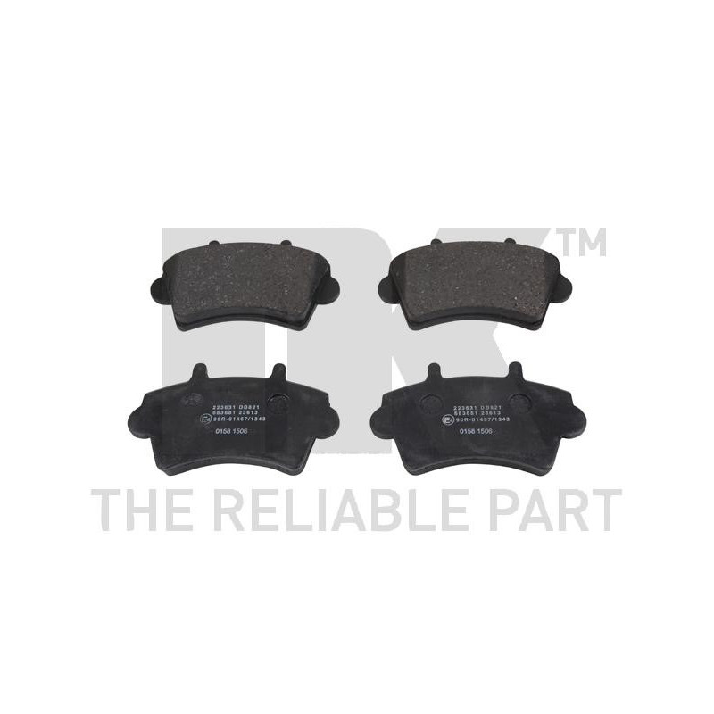 Jeu de quatre plaquettes de frein à disque NK