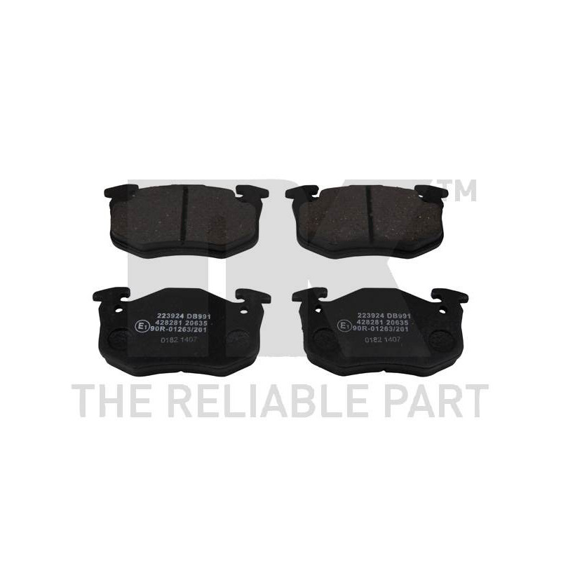 Jeu de quatre plaquettes de frein à disque NK