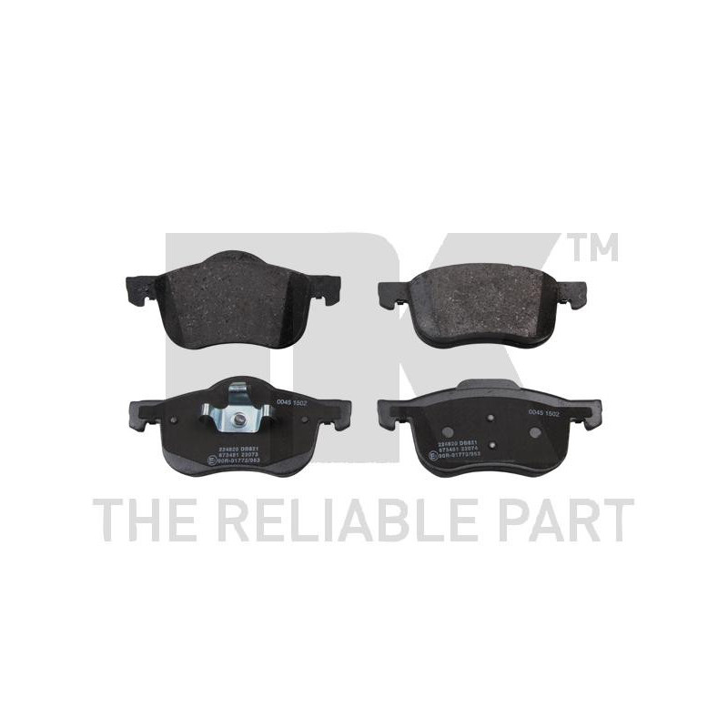 Jeu de quatre plaquettes de frein à disque NK