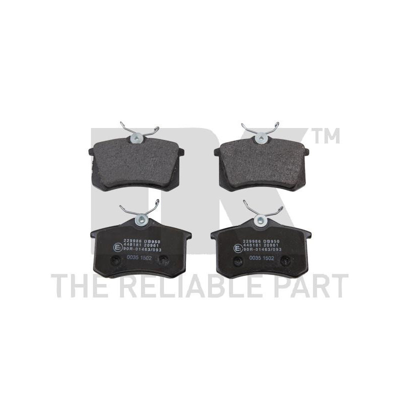 Jeu de quatre plaquettes de frein à disque NK