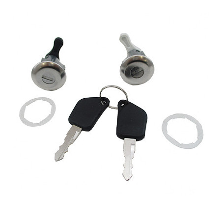 Serrure de capot-moteur...