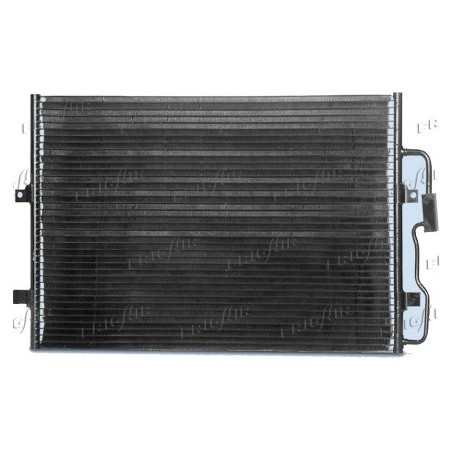 Condenseur de climatisation...