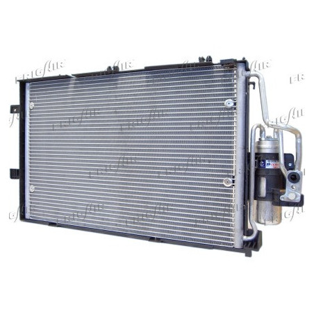 Condenseur de climatisation...