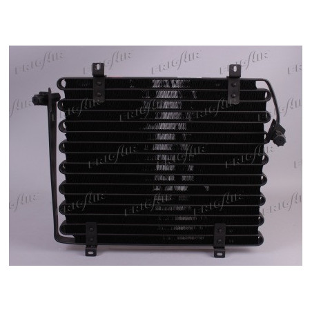 Condenseur de climatisation...