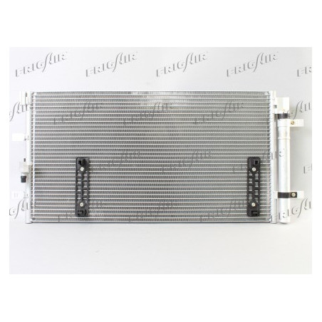 Condenseur de climatisation...