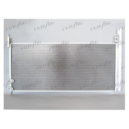 Condenseur de climatisation...