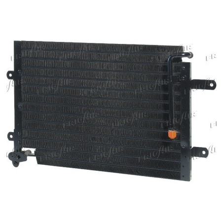 Condenseur de climatisation...