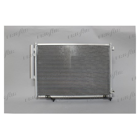 Condenseur de climatisation...