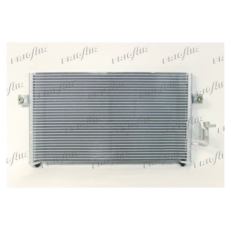 Condenseur de climatisation...