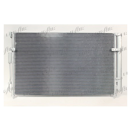 Condenseur de climatisation...