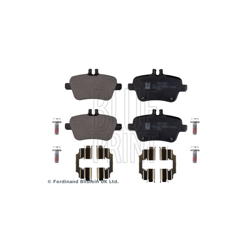 Jeu de quatre plaquettes de frein à disque BLUE PRINT