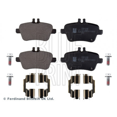 Jeu de quatre plaquettes de frein à disque BLUE PRINT