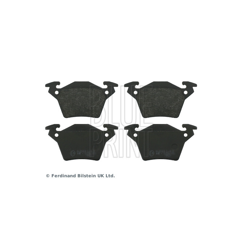 Jeu de quatre plaquettes de frein à disque BLUE PRINT